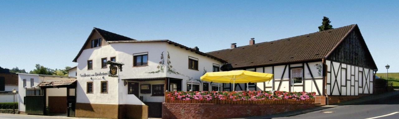 Hotel & Restaurant Zum Deutschen Haus Glashutten  Exterior photo